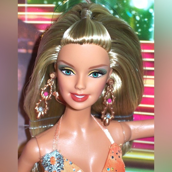 NRFB!! Dancing With The Stars Samba Barbie!!! - Picture 3 of 9